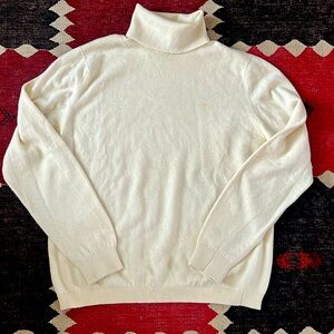 Vintage Cashmere. Ballet core. Old money.